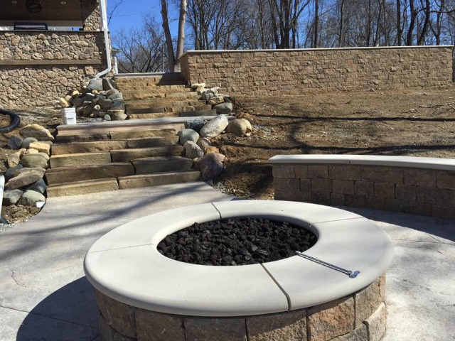 Round stone firepit Circle City Outdoors